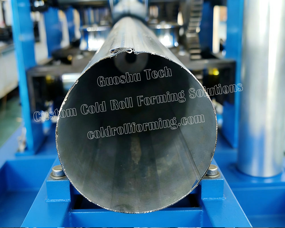 Industrial seamless round pipe forming machine with PLC control system, Changzhou Guosu Technology