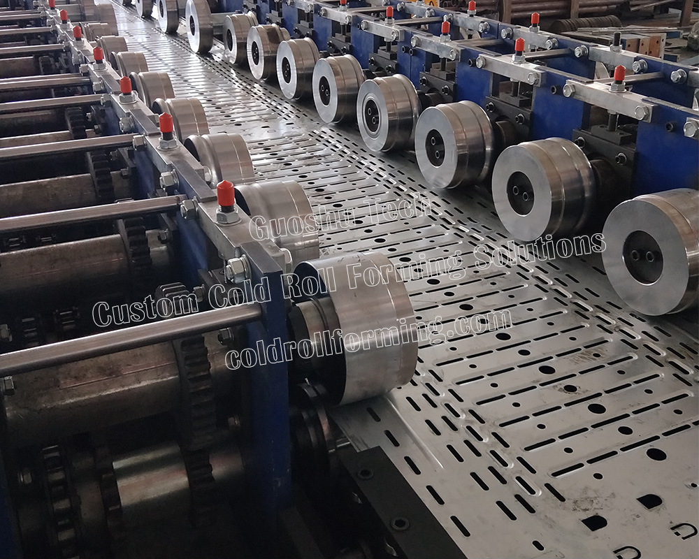 Custom Cable Tray Forming Machine for Russia - Full-Automatic CNC Production Equipment with Voltage Adaptation