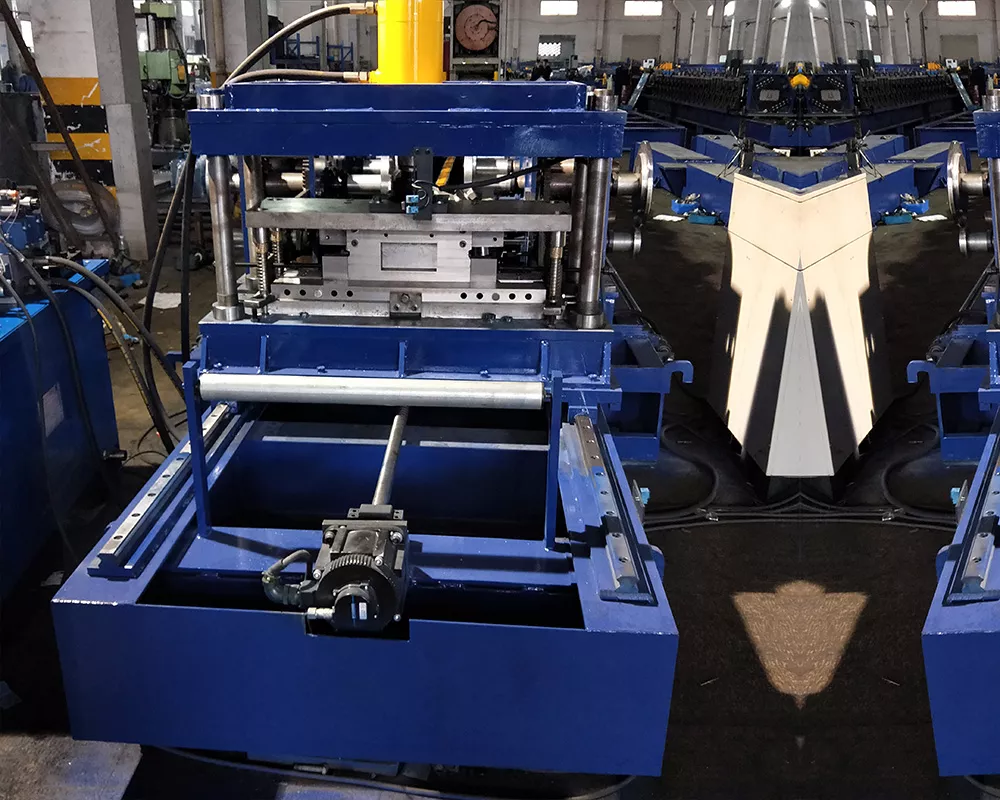 Custom Cable Tray Forming Machine for Russia - Full-Automatic CNC Production Equipment with Voltage Adaptation